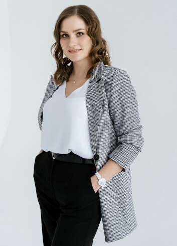 Сотрудник, Селезнёва